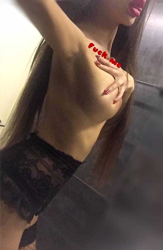 Aydınevler Escort İri Göğüslü Dilek