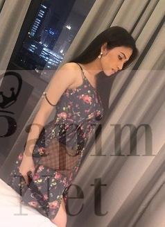 Azgın İzmir Escort Kızlarını seksi köleniz yapabilirsiniz