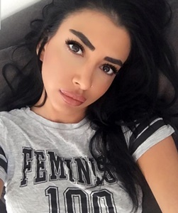 Acıbadem Emerek Boşaltan Bakire Escort Diyana