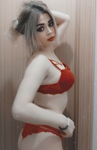 Acıbadem Mükemmelligi Devamlı Sunan Yabancı Escort Deniz