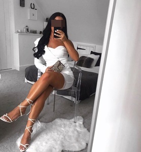 Acıbadem Tempolu Seks Seven Erkekleri Bekleyen Escort Demet