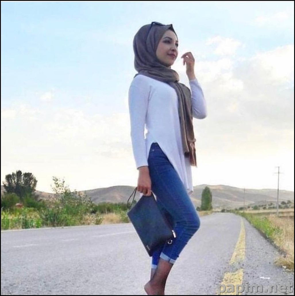 Bakışları bile tahrik eden türbanlı Aksaray escort Zümre