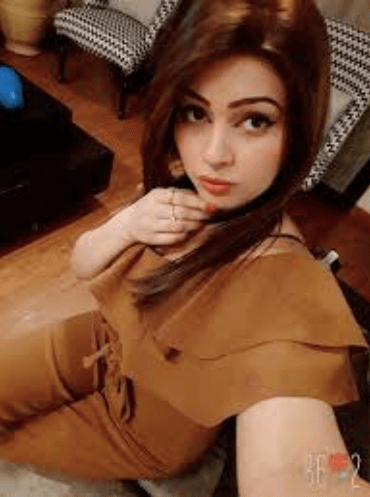 Maltepe Büroda Fantezi Yapan Çıtır Escort Bayan Ulya