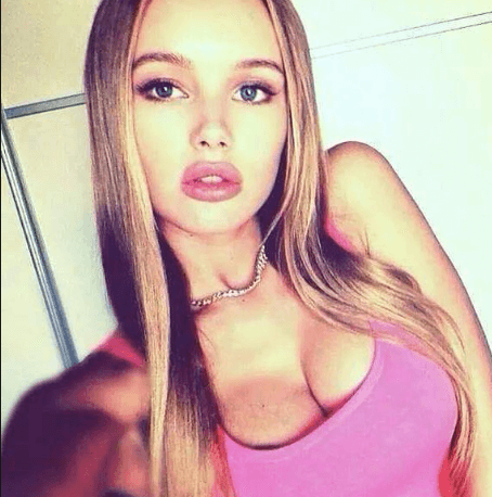 Maltepe Konutta Kızıl Escort Bayan Zerrin