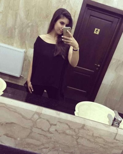 Maltepe Konutu Olan genç Swinger Escort Bayan Hale
