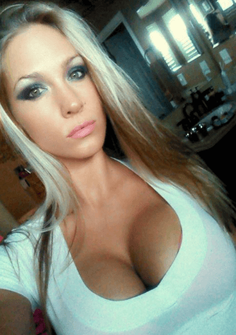 Maltepe Sakso Sürükleyen Sarışın Çıtır Escort Bayan Ceren
